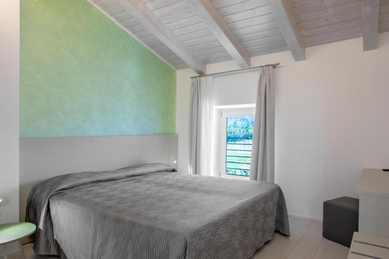 Appartamento Campagnola Mansardato Con Soppalco Riva del Garda Dış mekan fotoğraf